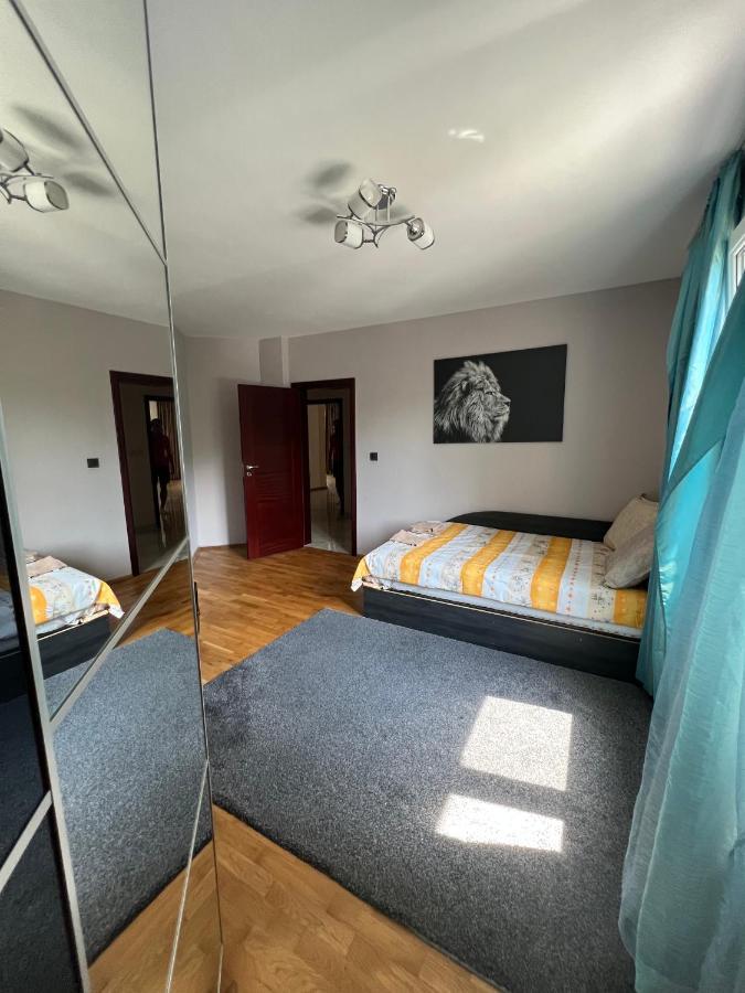 Chaika Sea Apartment Varna Exterior foto